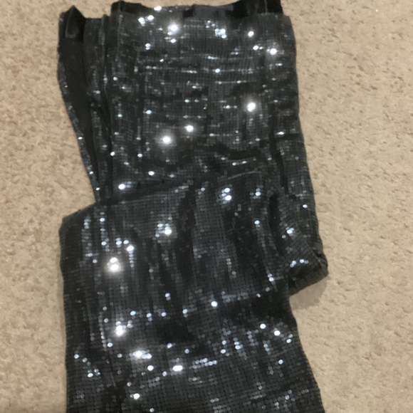 Indian Designer black sequin saree - Picture 5 of 11